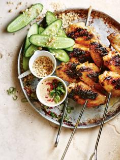 THE PERFECT MID-WEEK DINNER  CHAR-GRILLED SATAY CHICKEN WINGS