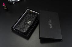 iphone7 chanel アイホン8 iPhone8 iPhoneX携帯カバー 花柄
https://www.cutekaba.com/chanel-camellia-iphone8-iphone-iphone7-case_p0041.html

シャネルChanel椿デザインiPhone xs max/x/8/8plus手帳型スマホケース。 
ラグジュアリーなシャネルカメリア花柄デザイン、エレガント型押しの形、シルバーココマークが付きます。 