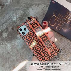 フェンディ アイフォン11 プロマックスケース 英字いれ Fendi iphone xr/xs/xsmax ソフトケース ハンドベルト付き