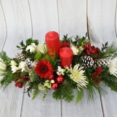 BRING THE HOLIDAY GLOW INDOORS DURING WINTER’S SHORT, DARK DAYS WITH THIS LARGE BOX ARRANGEMENT FLOWING OF BEAUTIFUL ALSTROEMERIA, FUJI MUMS, HYDRANGEA, CHRISTMAS GREENS + CANDLES TO LIGHT UP YOUR TABLE

