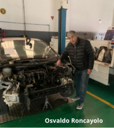 Osvaldo Roncayolo - Ingenieria Automotriz

En este Blog Osvaldo Roncayolo nos platica mas acerca de lo que realmente es la ingeniería automotriz.
