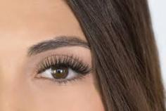 Some helpful tips to achieve perfect results of eyelash extensions
1. Apply eyelashes 1 or 2 mm away from the eyelash line to avoid irritation or damage to the hair follicles.

2. Eyelashes grow at different speeds, so once completed, please take a few more minutes to check your work to make sure that no eyelashes are sticking to each other, which may pull the eyelashes that are not ready to fall off.

3. Do not apply more than double the thickness of natural eyelashes, lest they look fake and too heavy to support.

4. If the eyelids are still drooping on the natural eyelashes even when lying down, it is recommended that you put the eyelids up vertically and stick them to the eyebrows for more precise application.
