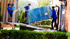 Available Movers Toronto

Best Toronto movers for professional moving and storage services at short notice. Book your local move with Let's Get Moving, top moving company at affordable price.
