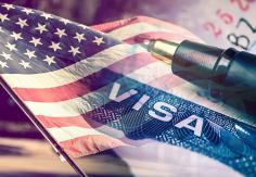 A trip to the United States is a dream for many people. Many fulfill this dream and travel at least once in their lives as tourists. Travelers from Germany, Austria, and Switzerland who visit the United States for a short time do not necessarily need a visa. In this situation, an ESTA permit is sufficient. This allows you to spend a maximum of 90 days in the United States.
