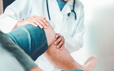 Kentucky Joint Specialists offers physical therapy designed to help reduce pain and improve function in any joint area, including knees, elbows, shoulders, wrists and ankles. We use a variety of interventions to help rebuild damaged tissue and restore function. Our professional staff will work with you to determine which treatment is the best fit for your unique situation.