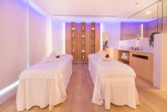 Si busca masajes y tratamientos de spa en Baleares, España, Mallorca Wellness SPA - Eurotel Punta Rotja es la mejor opción para usted. Ofrecemos servicios de spa y masajes personalizados y de calidad para que se vea y se sienta absolutamente maravilloso. 