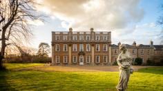 Hinwick House was constructed in 1701 as a mock-up of the original Bucking Ham Palace. Perceptively restored to its previous glory, it exudes elegance and comfort. Sam Singh has searched the world to bring back original pieces to this house, but always with supreme comfort in mind to make sure you have a memorable stay.
https://samsinghhinwick.tumblr.com/post/703161069710016512/ideal-venue-for-all-types-of-events-like-wedding