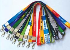 Promotional Lanyards are a fantastic way to spread the word about your brand. They can be fastened to your belt, pocket, or bag zip to display your badge or card containing the credentials of your brand. PapaChina provides retractable badge reels at wholesale prices in a range of colors and styles to assist your marketing initiatives.