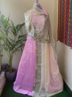 New designs of Rajwadi poshak online available at Ranisa. Explore Rajwadi dress, Gota patti Rajputi poshak, Darbari poshak, Kasab work poshak, Zari, Satin poshak, etc with us. 