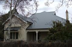Our roof repairs Adelaide specialists all possess great knowledge in roof plumbing and repairs of roofing in Adelaide, guttering, downpipes and fascias. We can even make something new look old, and restore heritage-listed properties! Olde Style is fully licensed & insured and complete jobs of all sizes, from minor repairs to large renovations. We also offer free, no-obligation quotes for all jobs, so you can see for yourself just how affordable our service is! Our experience with heritage emergency the best roof repairs Adelaide is another element of our service that really sets us apart. All jobs related to heritage buildings require specific expert knowledge and skills to properly understand the unique design elements. All of our tradesmen are well-versed in creating heritage looks on modern establishments, while maintaining the essence of existing heritage buildings when they complete repairs or re-roofing.