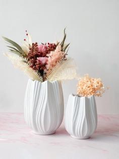 Buy ceramic flower vases online for home decor at the best prices in India. Shop Different types of home decor gift items like decorative ceramic vases and hand-painted vases from Whispering Homes.