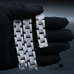 Finding an iced out real silver necklace? Click on Manhattanjewelz.com. We offer a wide selection of iced-out necklaces made of real silver, so you can be sure you're getting the best quality. Check out our site for more details.

https://manhattanjewelz.com/products/iced-out-real-silver-necklace-i-100107