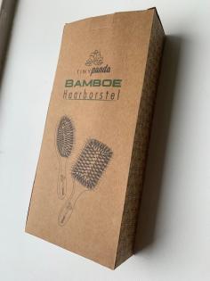 Our bamboo hairbrush with boar bristles gently cares for your hair and the Earth. Made from sustainable bamboo, it reduces hair breakage and naturally detangles knots. No more static hair, thanks to the boar bristles discharging static electricity. It's an environmentally friendly choice as bamboo grows quickly and is biodegradable. With an ergonomic design, it ensures comfortable use. Set includes two brushes: Natural Oval (22 x 7 cm) and Natural Rectangular (20 x 7 cm).
https://www.bol.com/nl/nl/s/?searchtext=tiny+panda+bamboe+haarborstel