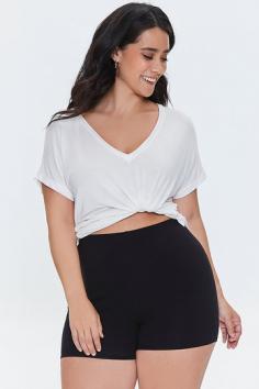 Women's Plus Size Shorts Online | Shop Latest Styles & Trends At Forever 21 UAE

Buy the newest women's plus size shorts from Forever 21 online in the UAE. Find the ideal short for any occasion by browsing our extensive selection of designs and trends for shorts. 