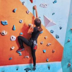 We offerthe best selection of portable climbing walls and rock wall rentals in Bakersfield.We carry the largest selection of Bakersfield tallest rock rental.
