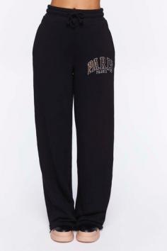 Women Sweatpants Online: Discover the Latest Trends at Forever 21

Discover a wide range of fashionable Sweatpants for women at Forever 21 in the UAE. Their collection includes a variety of designs and patterns to choose from, making it easy for you.