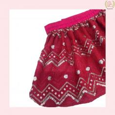 Buy Pink golden dog lehenga which is perfect for shihtzu, beagle, labrador retriever, golden retriever etc. It gives 100% desi and indian vibes which are apt for wedding and other festive celebration.