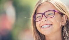 At e orthodontics, we specialize in the orthodontic treatment of adolescents and adults in Tustin, Mission Viejo, lake forest, laguna hills, Irvine and the surrounding Orange County area.
