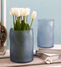 Shop Set Of 2 Blue Cylindrical Glass Vase at Pepperfry

Buy the amazing set of 2 blue cylindrical glass vase at Pepperfry.
Checkout vast collection of home decor & find upto 68% OFF online.
Order now at https://www.pepperfry.com/category/home-decor.html