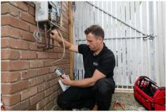 If you need a plumber in Caulfield, we have a team of professionals who can address all your plumbing requirements. We provide several services, including blocked drains, gas plumbing, drain camera and emergency plumbing. Gas plumbing requires specialised knowledge because gas can be potentially dangerous. Trying to fix gas problems on your own can compromise your safety along with your family’s and that of your property.