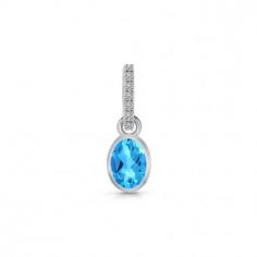 A Swiss Blue Topaz Jewelry is a piece of jewelry that can give a minimal and stylish look. The beautiful medium blue shade of this stone adorns your neck and shoulder in such a way that no one can fade their eyes from you. No matter what you are modeling, a Swiss Blue Topaz Jewelry will add some extra attractiveness. You can pair it with other Swiss Blue Topaz jewelry to complete your attire. Also, you can wear it from formal to informal, vintage to bohemian, or a stunning evening gown to regular T-shirts. It will make your neckline look adorable and alluring.
