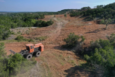 At Houston Land Clearing solution in Converse Texas, we specialize in environmentally-friendly land clearing solutions. Our expert contractors ensure minimal disruption to local ecosystems while maximizing your project's success. Let's transform your land sustainably today!