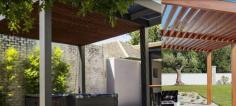 Pergolas can easily bring life to any backyard, creating an alfresco outdoor entertaining area that provides excellent warmth and character. As the leading pergola builders Melbourne has on offer, the team here at Limitless build will work with you to design and build a pergola that perfectly suits your home and your budget.