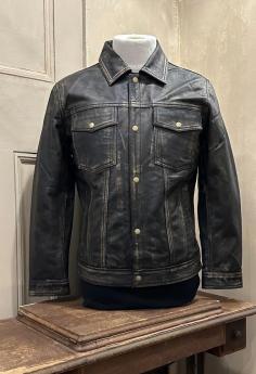Leather jackets are timeless fashion essential that never goes out of style. From Hollywood icons to rebellious rockers, they've been worn by the coolest of the cool for generations.

https://indepal.com.au/collections/leather-jackets

