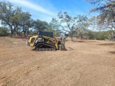 Experience the transformational benefits of mulching land clearing services in Elkhart, Texas. Our professional team employs cutting-edge equipment to efficiently clear and mulch your land, promoting healthy soil and vegetation growth. Enhance your property's aesthetics while reducing fire hazards and erosion risks with our eco-friendly solutions. Contact us today to schedule a consultation and discover the difference our services can make for your land.