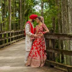 Qissah Studios is one of the finest sikh wedding photographer services providers in Toronto—the most trusted sikh wedding videographer services in NYC.
