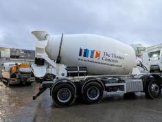 The Thames Concrete supplies high-quality ready mix concrete across the UK. We offer fast delivery and custom mixes for all your building needs, ensuring top-notch service and reliable products every time. Contact us for all your concrete requirements.
