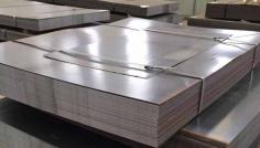 Vandan Steel & Engg. Co. It can become a recognized industry and supply high-quality ROCKSTAR 500 blades. As a customer-oriented industry, we offer these boards in various standards, widths, lengths, heat treatments and styles . Specifications for special applications also are provided, and our products have passed various quality standard certifications. The wear-resistant welded metal plate ROCKSTAR 500 PLATTEN has good general properties like formability, hardness, wear resistance and flatness. And manufacturing requirements.

