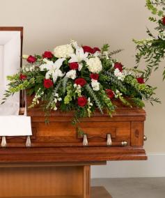 M B Daniel Mortuary Service LLC can help you easily through the Funeral Arrangements. We provide your loved ones with finest Funeral Flower Arrangements in WA.
