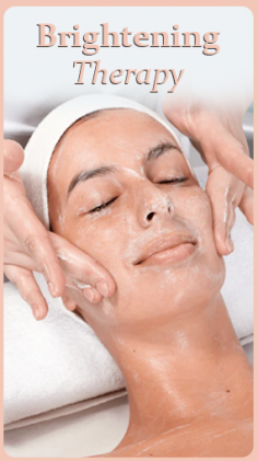 Brightening Therapy at Halcyon Medispa enhances skin radiance by targeting dullness and uneven tone. Utilizing advanced ingredients and techniques, this treatment reduces hyperpigmentation and revitalizes your complexion. The result is a luminous, even-toned glow that rejuvenates and brightens your skin with each session.