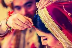 Find NRI Agarwal Boys Profiles for Marriage with trusted Matchmaking platform.
