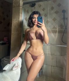 Book +91-8420572529 hot and sexy Kolkata Russian Escorts and get amazing fun. We provide young and professional Russian  girls for escort service.