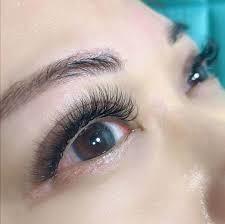 Enrol in the Best Eyelash Extension Courses in Kampong Glam, contact Xiao Wei Spa International Institute. Visit for more info- https://maps.app.goo.gl/jvdbgo7Y7qFjhuor9