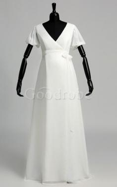 Robe de mariée romantique distinguee moderne de col en v de lotus