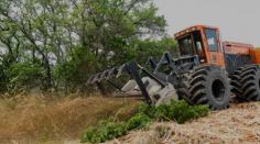 Experienced in transforming overgrown properties, San Antonio Land Clearing offers top-tier brush clearing services in Leon Valley, Texas. Our team efficiently removes dense brush and undergrowth, ensuring your land is prepared for development or enhanced aesthetics. Using state-of-the-art equipment, we deliver precise and timely results tailored to your needs. Contact us today to schedule your brush clearing project!