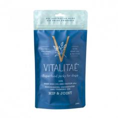 Vitalitae Hip & Joint Superfood Jerky for Dogs is designed to support cartilage health and improve joint mobility. This multi-nutrient formula includes a blend of natural, healthy ingredients, such as hemp oil and protein, which help relieve symptoms associated with osteoarthritis, hip pain, and joint inflammation. Made from all-natural, meat-based ingredients, this tasty jerky provide an easy and effective way to deliver joint support to your dog.
