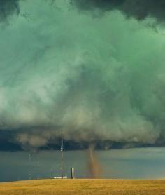 Tornado Hunt, brought to you by stormchasing.com, is an exhilarating adventure like no other. Experience the thrill of a lifetime on a storm-chasing expedition with us.

https://stormchasing.com/