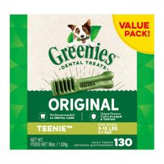 Keep your dog's teeth clean and their breath fresh with Greenies Original Dental Treats. These delicious treats offer dental care benefits, reducing plaque and tartar buildup. Treat your dog while promoting oral health.