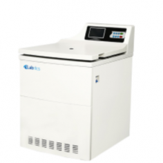 Labnics floor-type refrigerated centrifuge offers a max speed of 6000 rpm and a 6×1000 ml capacity. It features a time range of 0-99 hours and 59 minutes and a temperature range from -20°C to 40°C. It includes self-diagnostic and protection systems for imbalance, overspeed, and overtemperature.