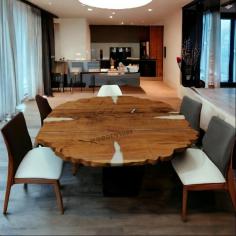 Woodensure's dining tables are made to accommodate all of your dining requirements, whether you're hosting a formal dinner or a more relaxed gathering. These tables are elegant and versatile, adding a special touch to any occasion and making the perfect backdrop for get-togethers with friends or family.