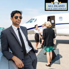 Skyway City Limo’s Niagara Falls Airport Limo service offers comfortable, prompt airport transportation with luxurious amenities for a relaxing ride.