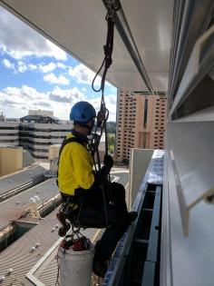 As Australia and New Zealand’s leading height safety provider we design, test and install roof safety systems for any requirement on your site, whether permanent or temporary solutions are required. https://rissafety.com.au/system/aluminium-handrails/
