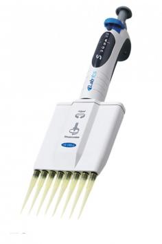 Labnics Multi-Channel Pipette (0.5-10 µL) ensures precision with 0.01 µL increments, an ergonomic 8-channel design, and features like a rotating dispensing head, color-coded tips, low maintenance, a durable build, variable volume control, and a clear 4-digit display for accurate handling.
