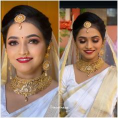 Book the top makeup artist in Nagpur. Find affordable wedding makeup artists, beauty parlours near me with info, reviews and price details.