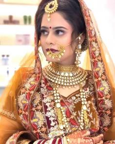 Book Best Bridal Makeup Artists in Alwar at an affordable price. At ShaadiDukaan find the vast range of top Dulhan Makeup Artists in Alwar for wedding.