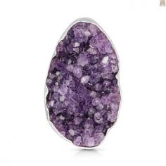 The color of Amethyst Druzy Jewelry represents royalty and power in itself and adds that in the lives of the wearer. There are various couples who used to exchange their Amethyst Druzy Ring to show the gesture of love and to strengthen their commitment.